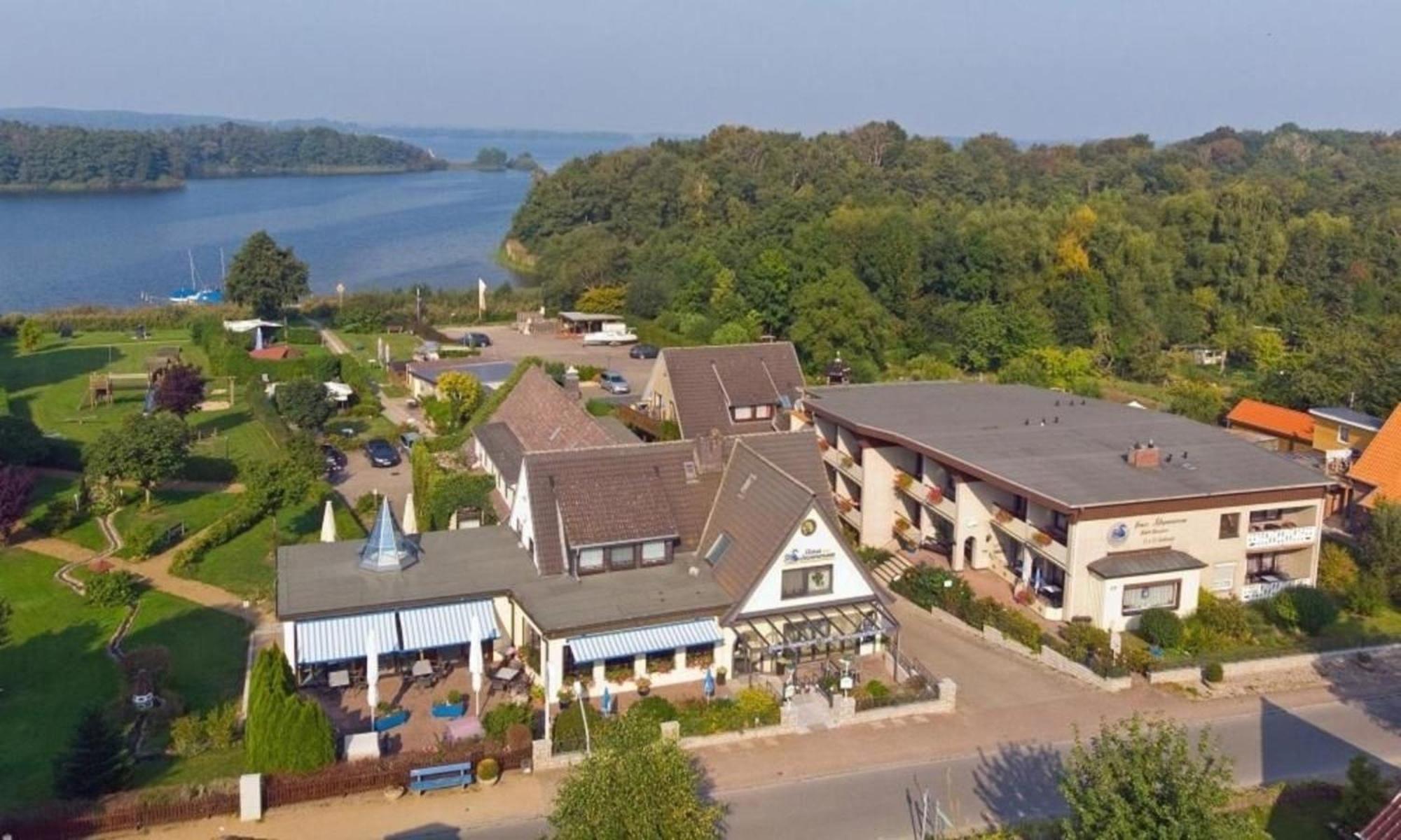 Haus Schwanensee Ploeni 12 Bosau Bagian luar foto
